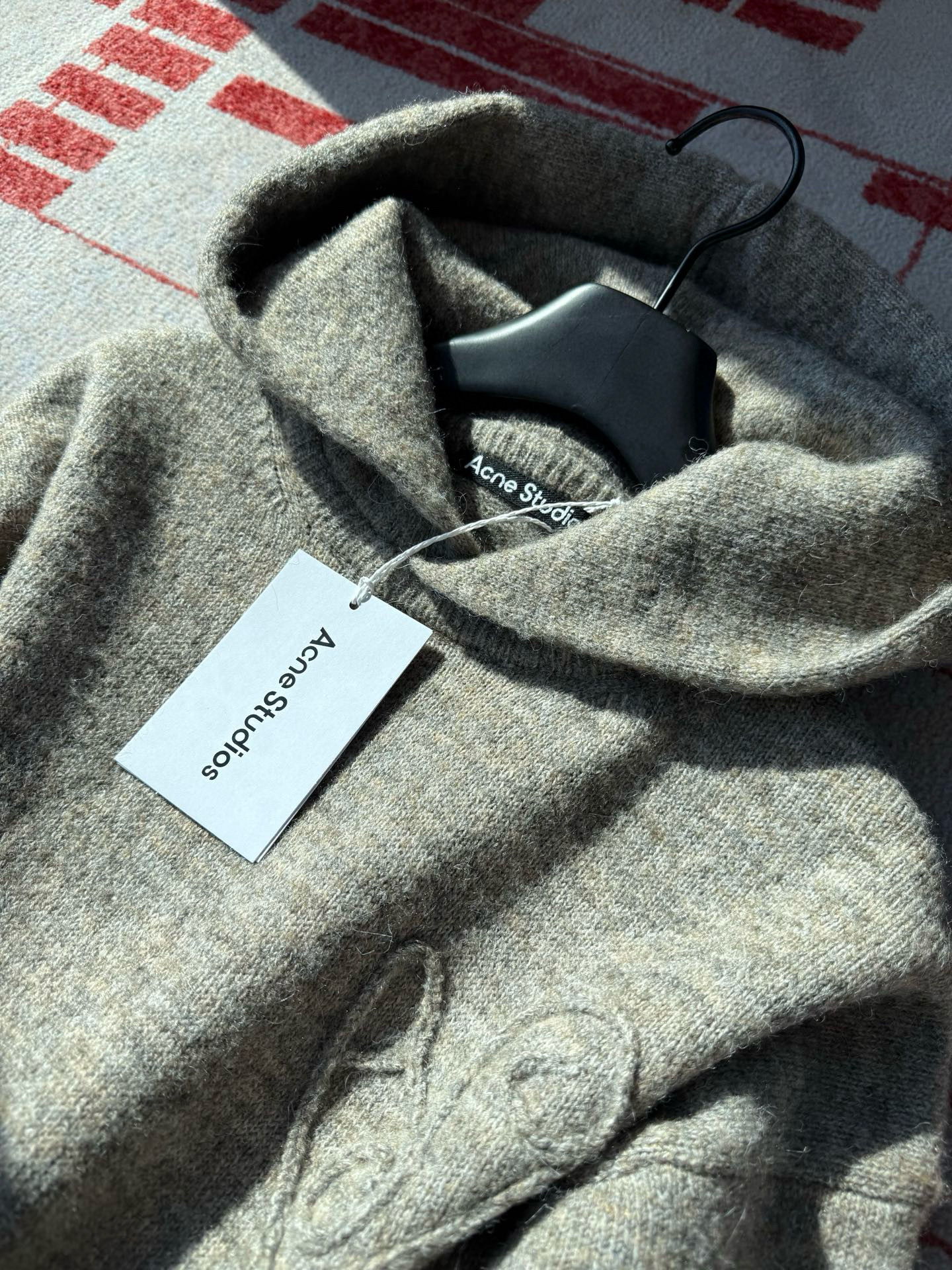 Acne Studios 아크네 스튜디오 남녀공용 레이어드 후드 니트 23