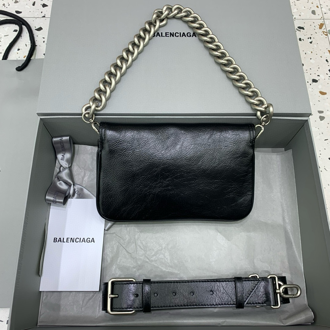 Balenciaga 발렌시아가 BB 소프트 체인 숄더백 스몰 블랙 2