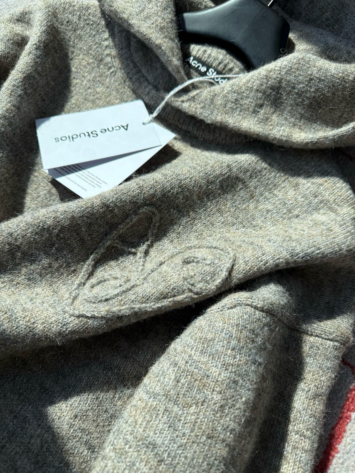 Acne Studios 아크네 스튜디오 남녀공용 레이어드 후드 니트 30