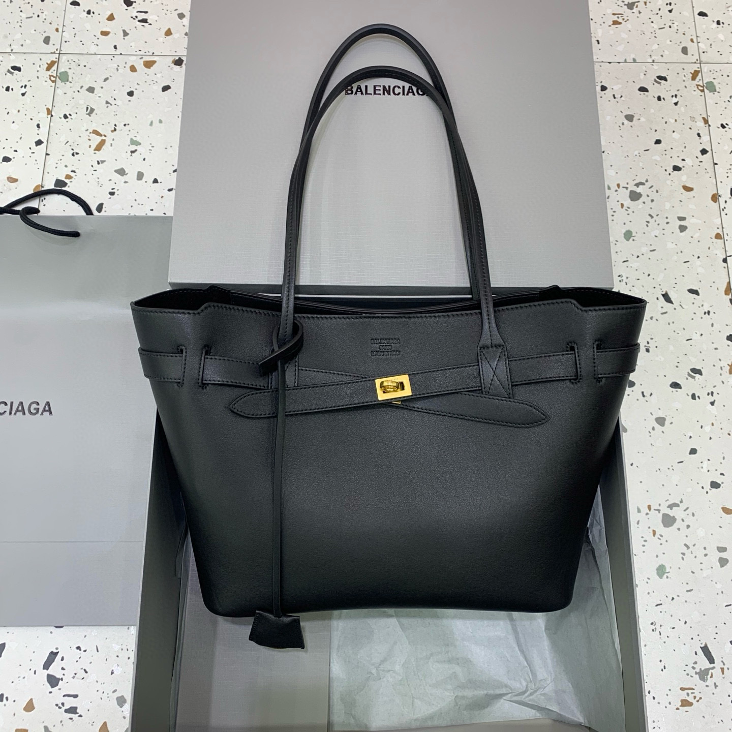 BALENCIAGA 발렌시아가 벨에어 토트백 4