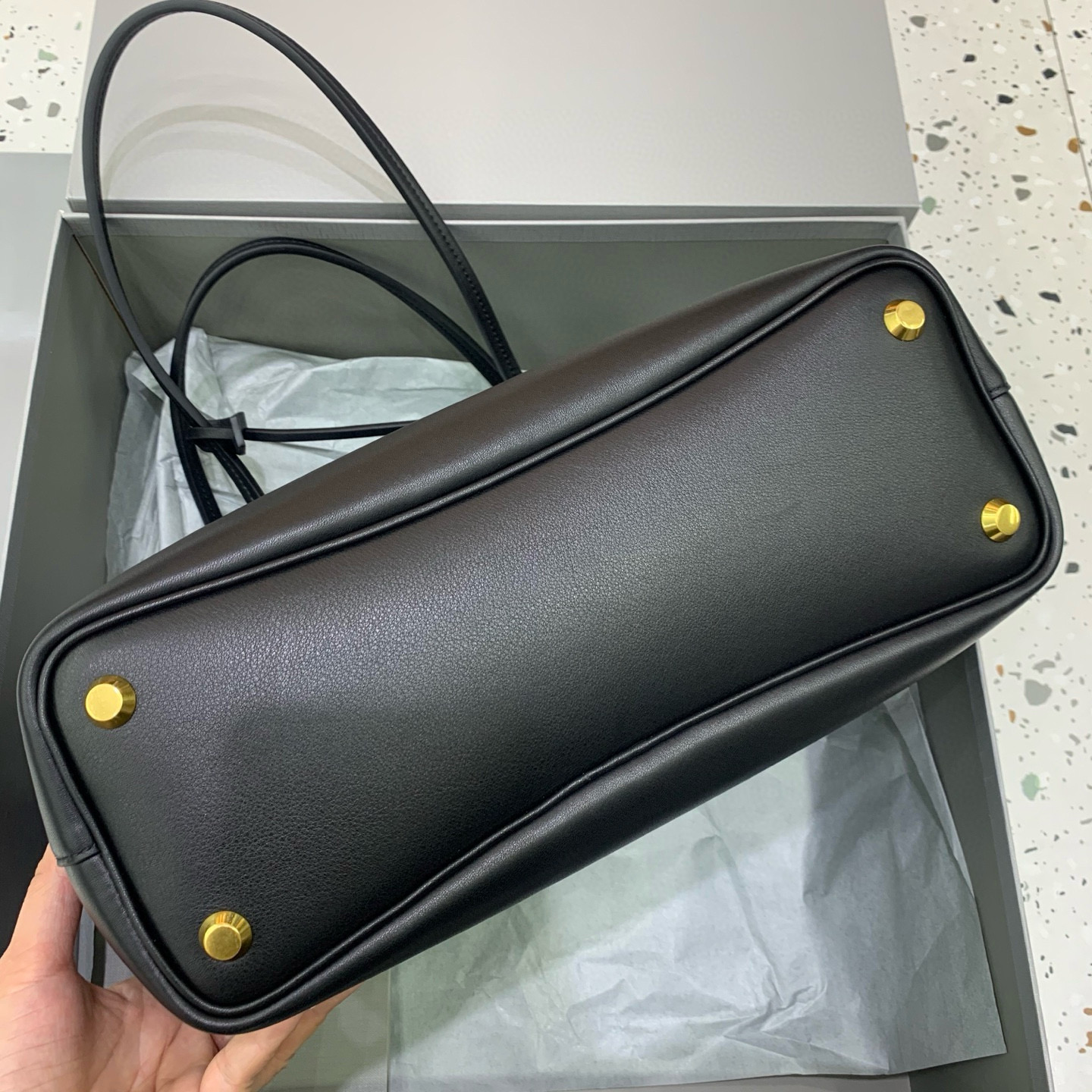 BALENCIAGA 발렌시아가 벨에어 토트백 7