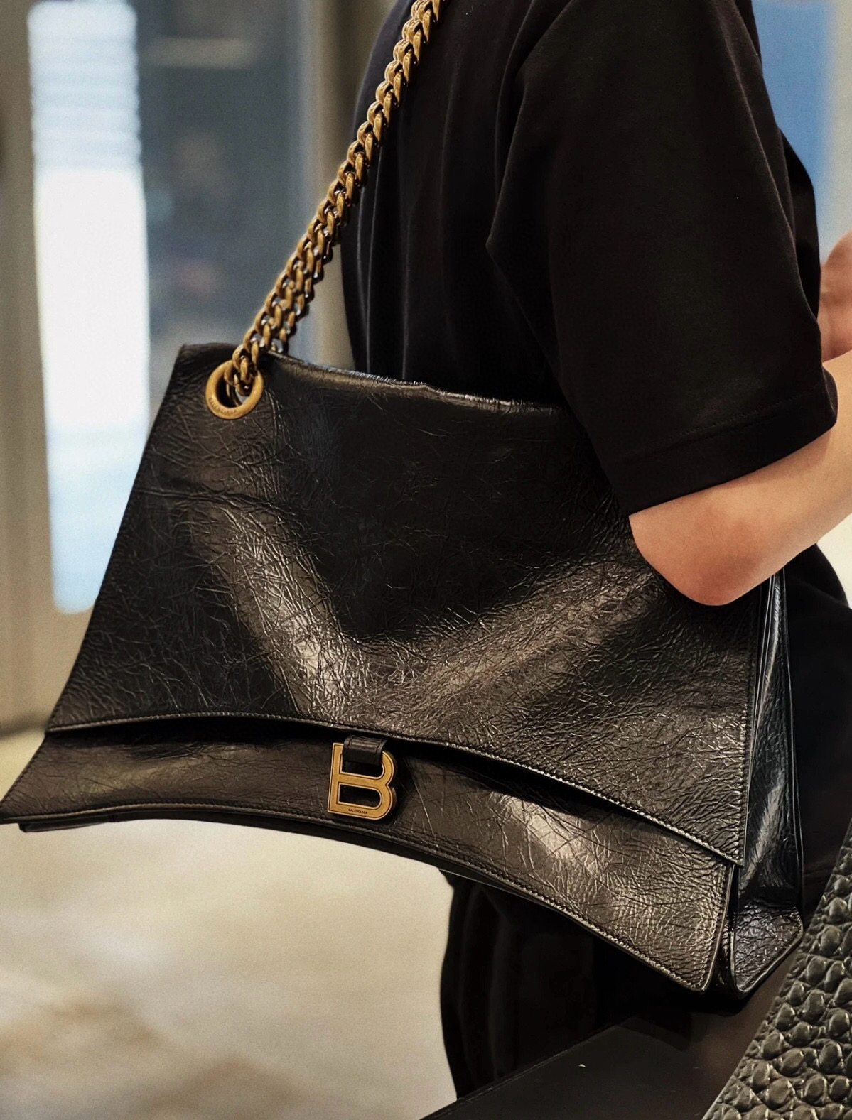 Balenciaga 발렌시아가 크러쉬 체인 숄더백 블랙 라지 2