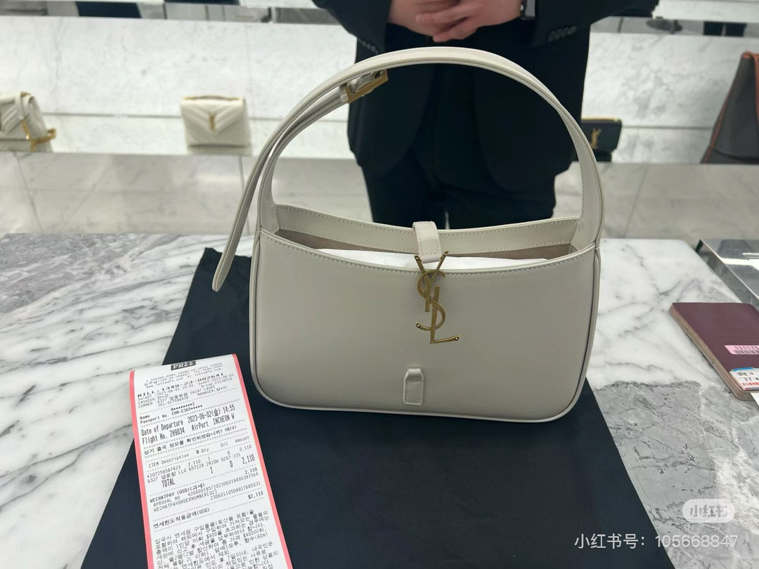 SAINT LAURENT LE 5 À 7 호보백 아이보리 2