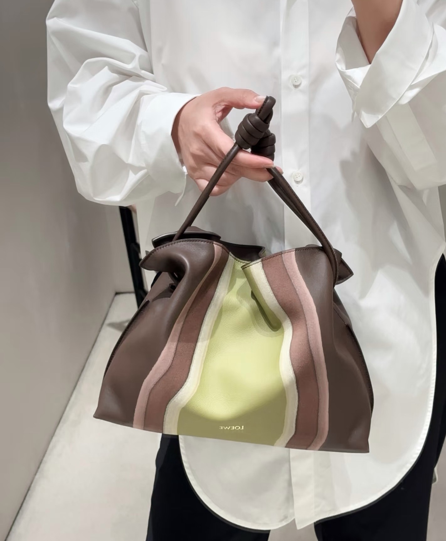 Loewe 로에베 플라멩코 플램백 스트라이프 스몰 1