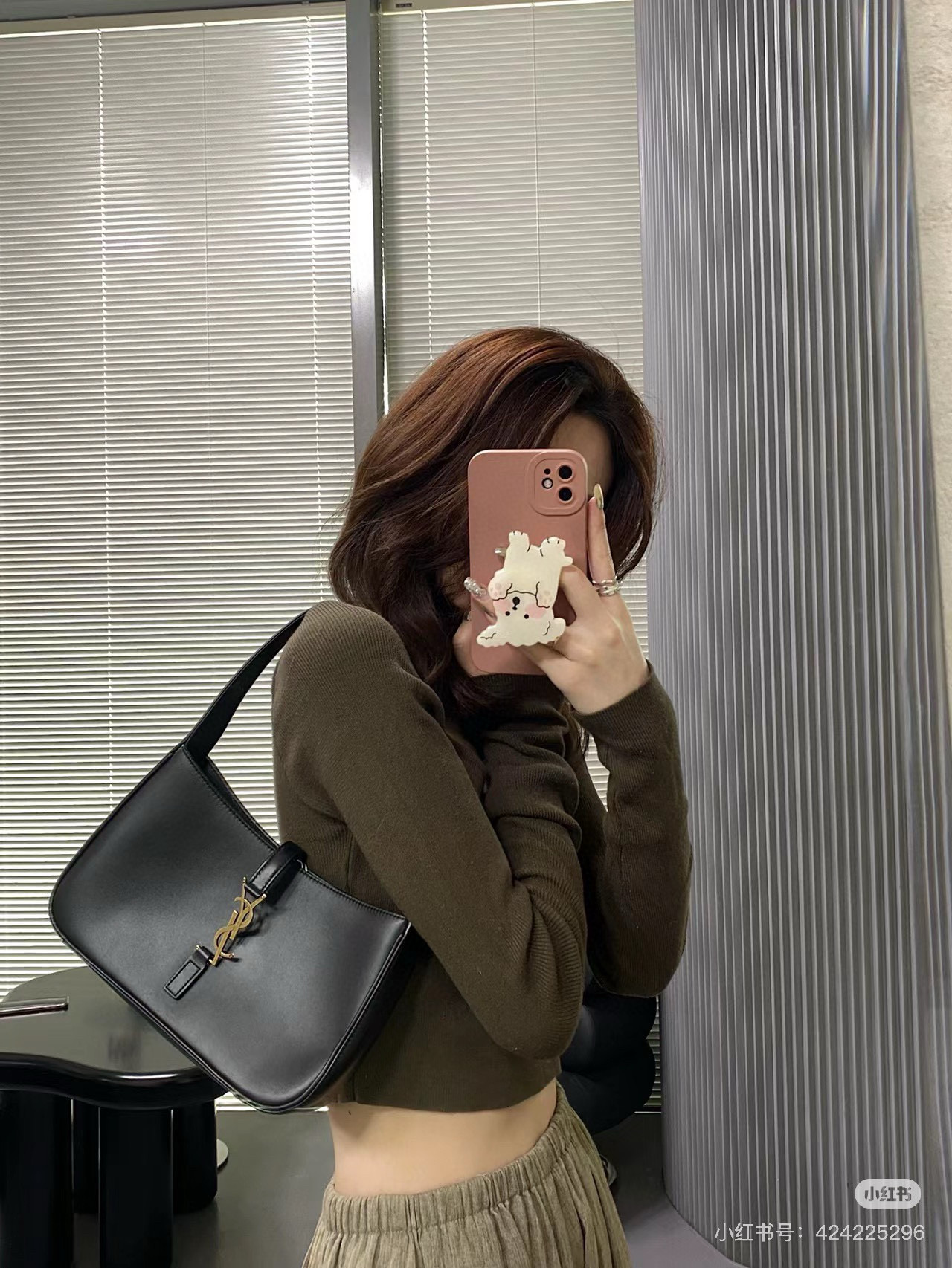 SAINT LAURENT LE 5 À 7 악어가죽 패턴 블랙 숄더백 5