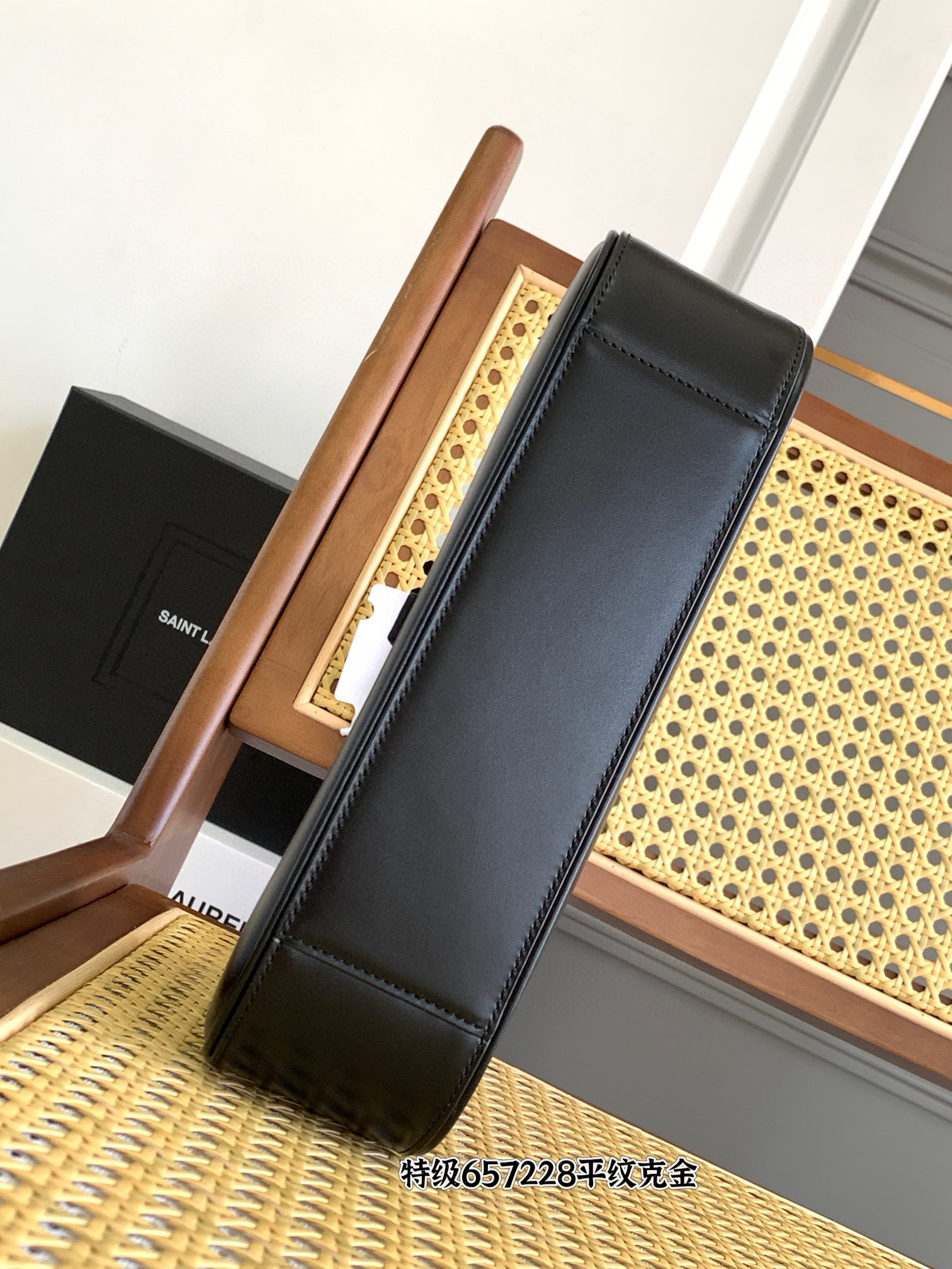 SAINT LAURENT LE 5 À 7 악어가죽 패턴 블랙 숄더백 16