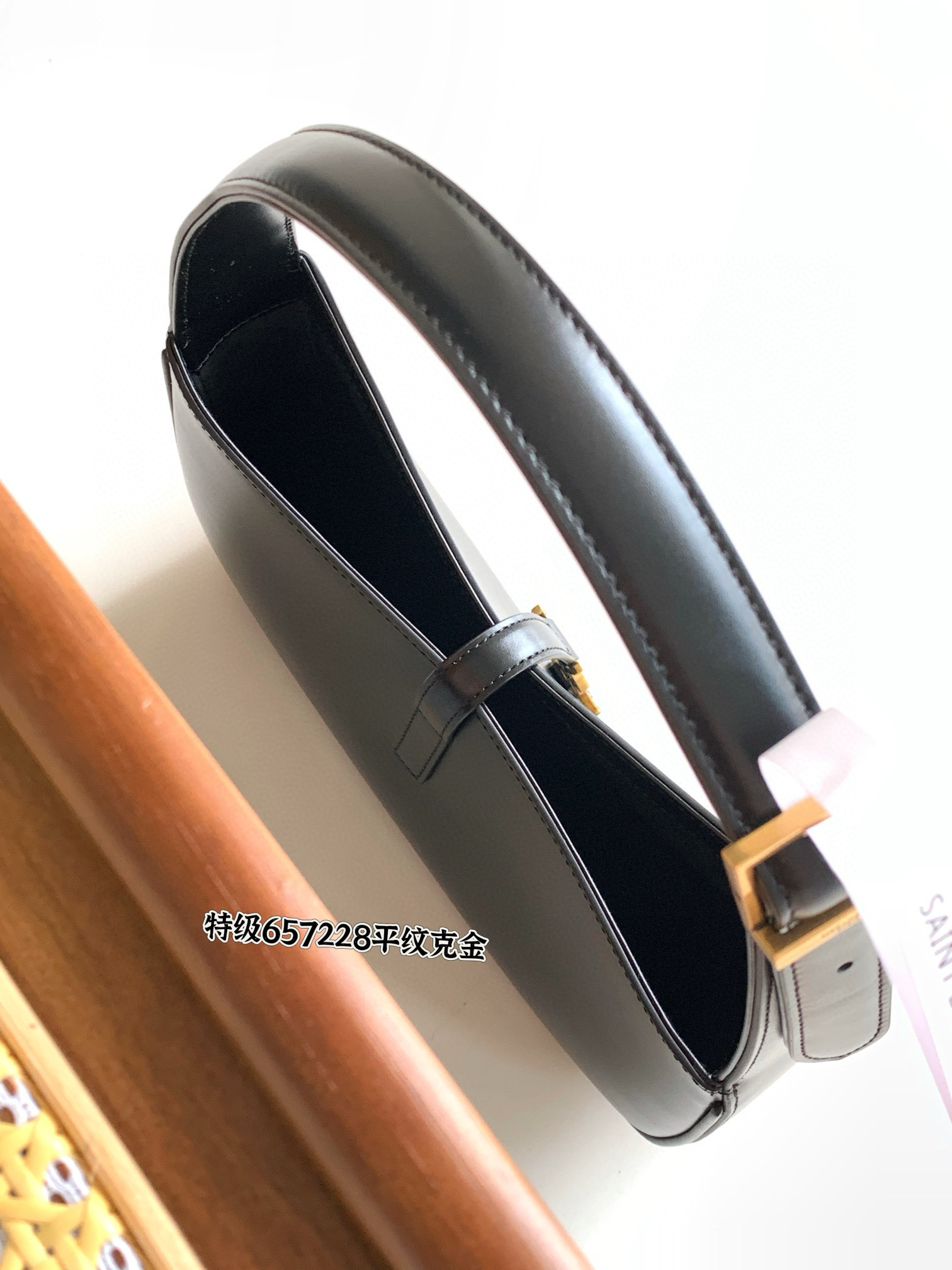 SAINT LAURENT LE 5 À 7 악어가죽 패턴 블랙 숄더백 19