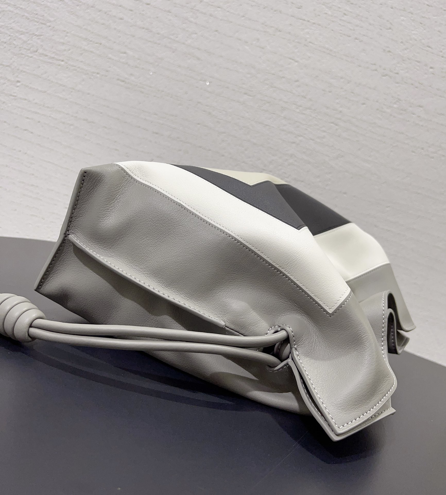 Loewe 로에베 플라멩코 플램백 스트라이프 스몰 32