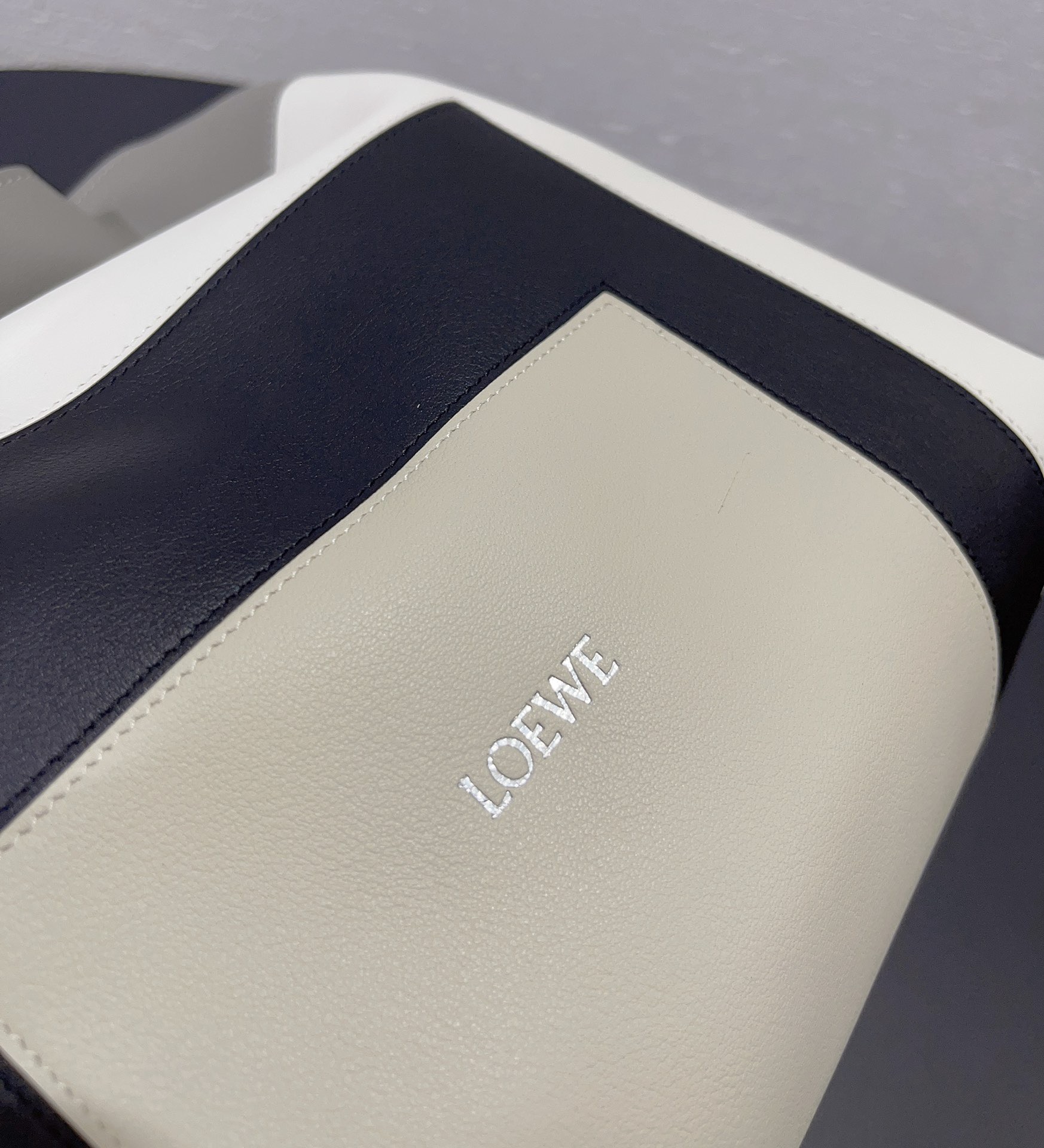 Loewe 로에베 플라멩코 플램백 스트라이프 스몰 34