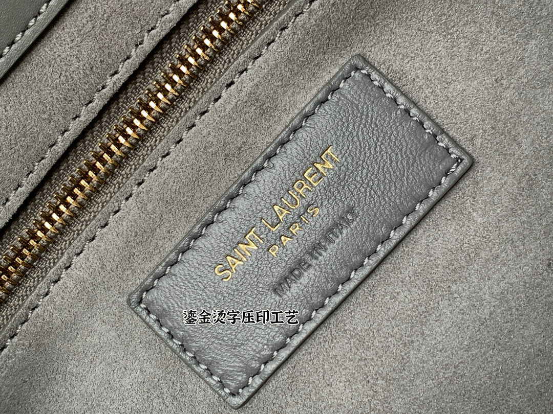 SAINT LAURENT LE 5 À 7 광택 가죽 호보 백 (그레이) 15