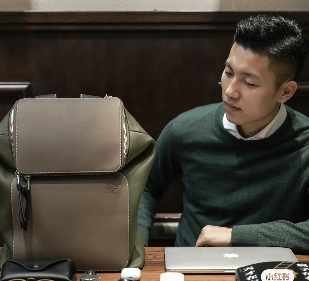 Loewe 로에베 고야 백팩 그린 배색 가죽 백팩 1