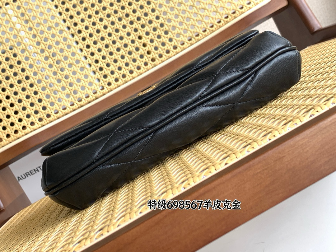 Saint Laurent LE 5 À 7 퀼티드 숄더백 19