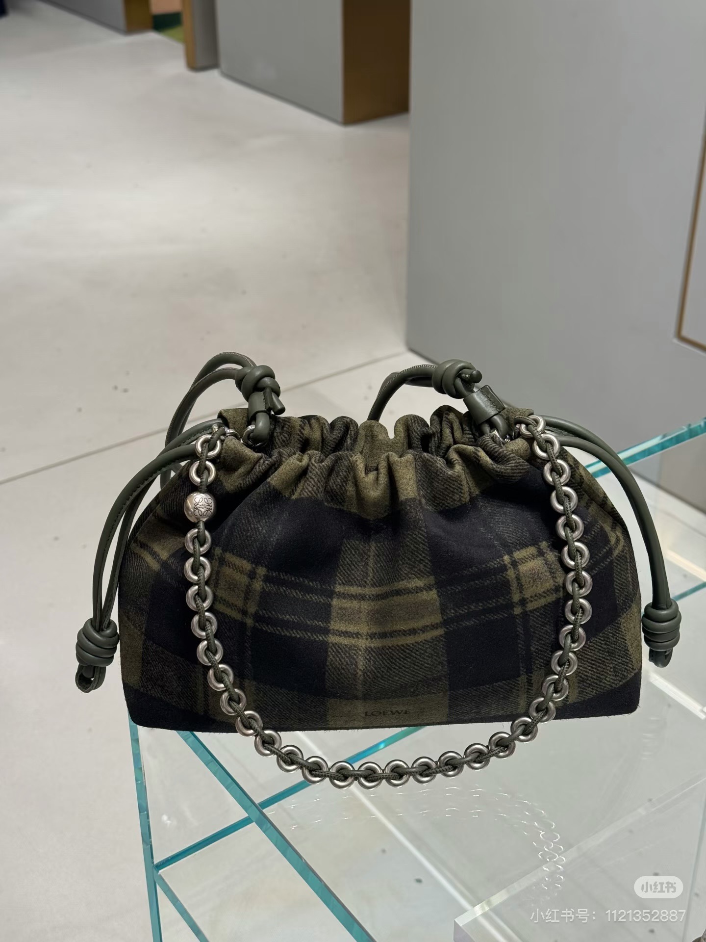 LOEWE 로에베 플라멩코 퍼스 체크 패브릭 체인 백 30cm 6