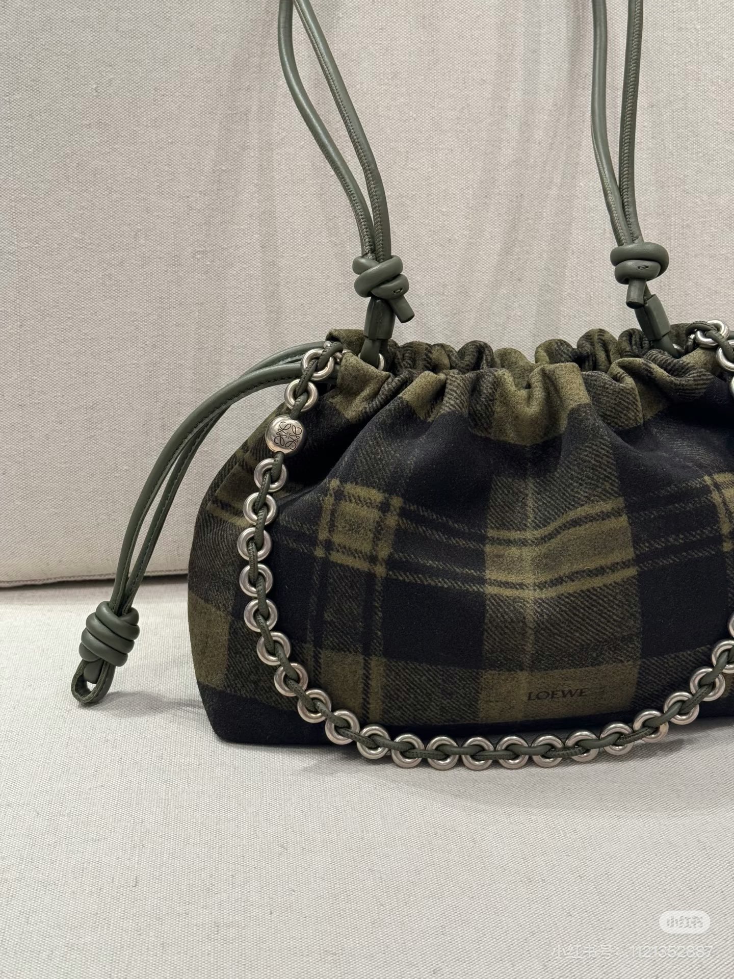 LOEWE 로에베 플라멩코 퍼스 체크 패브릭 체인 백 30cm 7