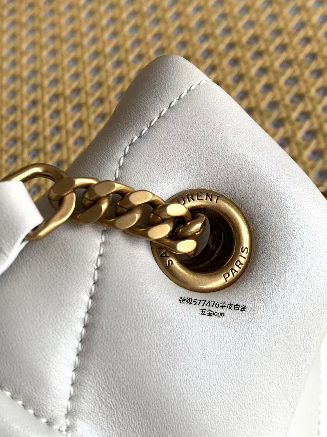 SAINT LAURENT PUFFER 소형 양가죽 숄더백 21