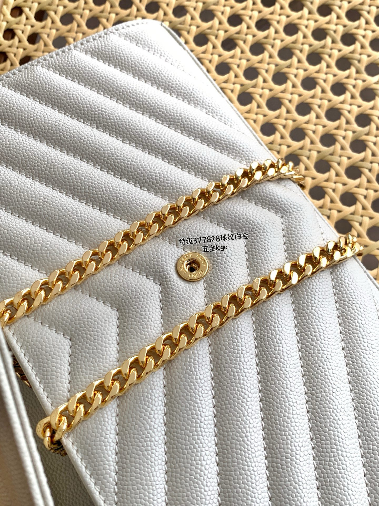 SAINT LAURENT CASSANDRE ENVELOPE 그레인 가죽 체인 월렛 복고 화이트 13