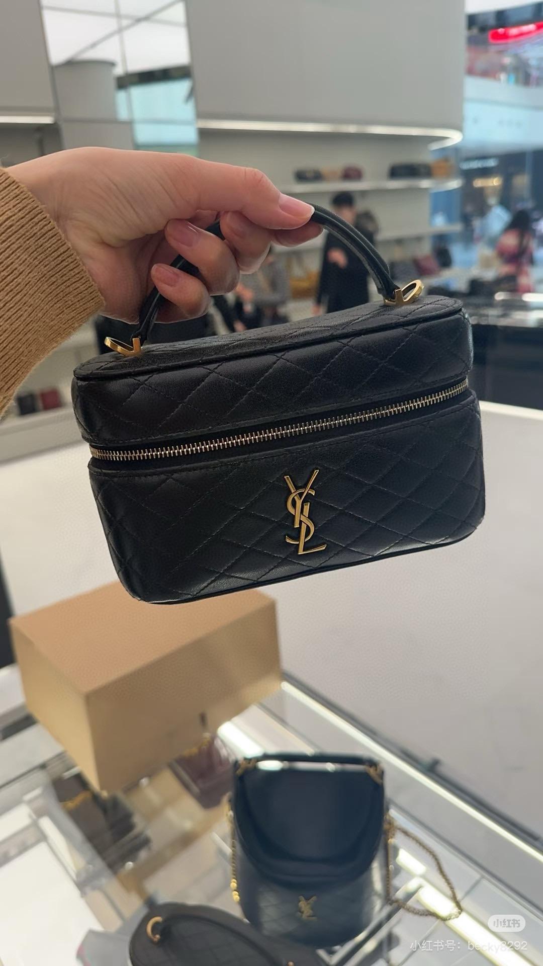 SAINT LAURENT GABY VANITY BAG 미니 양가죽 숄더백 5