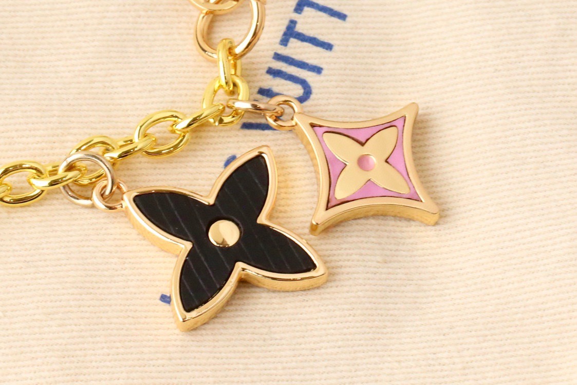 Louis Vuitton 루이비통 모노그램 플라워 골드 체인 키링 4