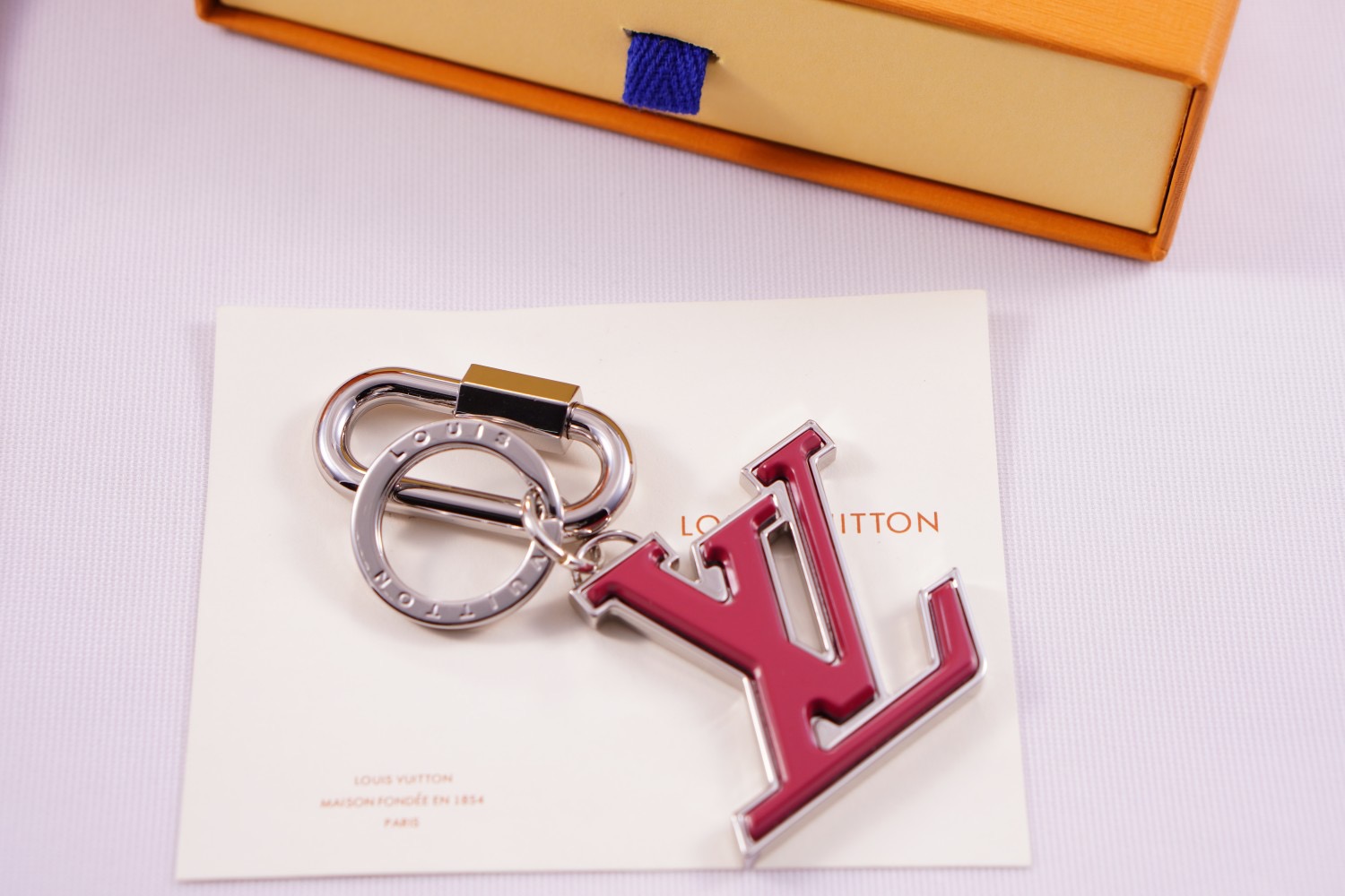 LOUIS VUITTON 루이비통 LV CHROMATIC 키홀더 & 백참 5