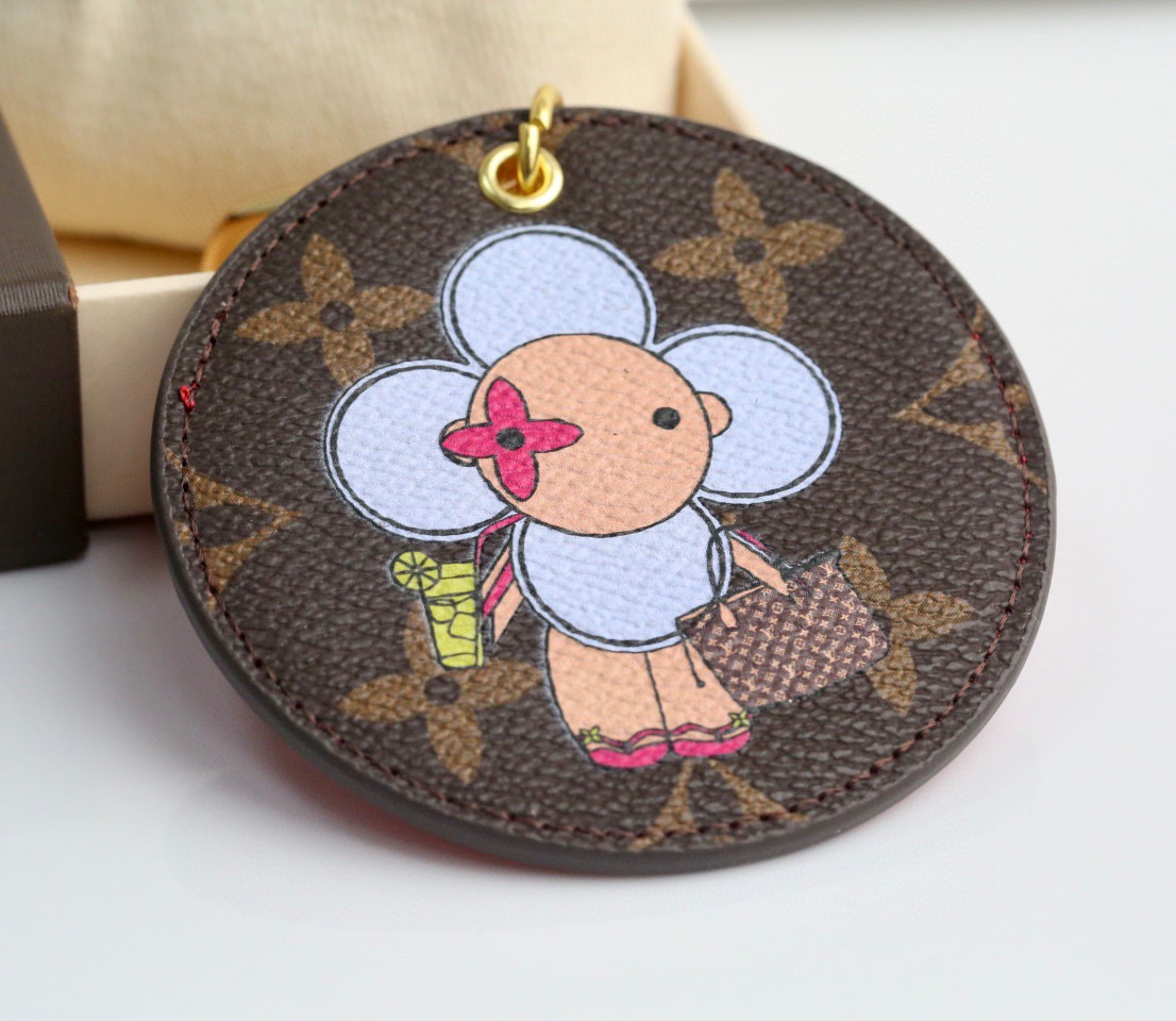 Louis Vuitton 루이비통 플라워 캐릭터 모노그램 라운드 키링 2