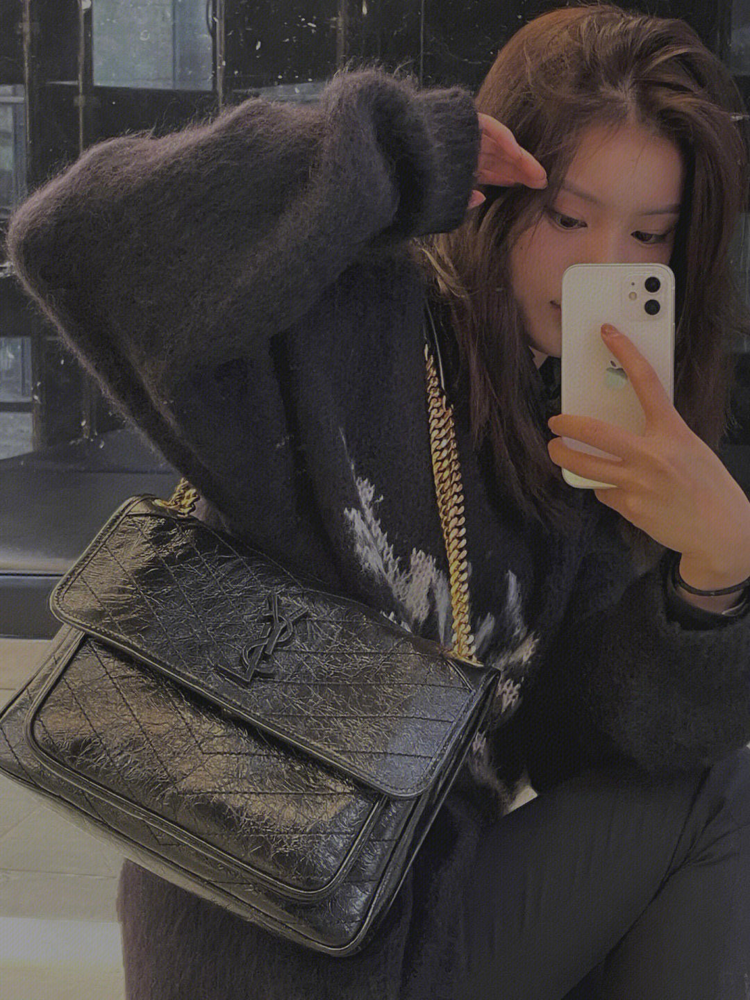 Saint Laurent 생로랑 니키 미디움 빈티지 레더 숄더백 2