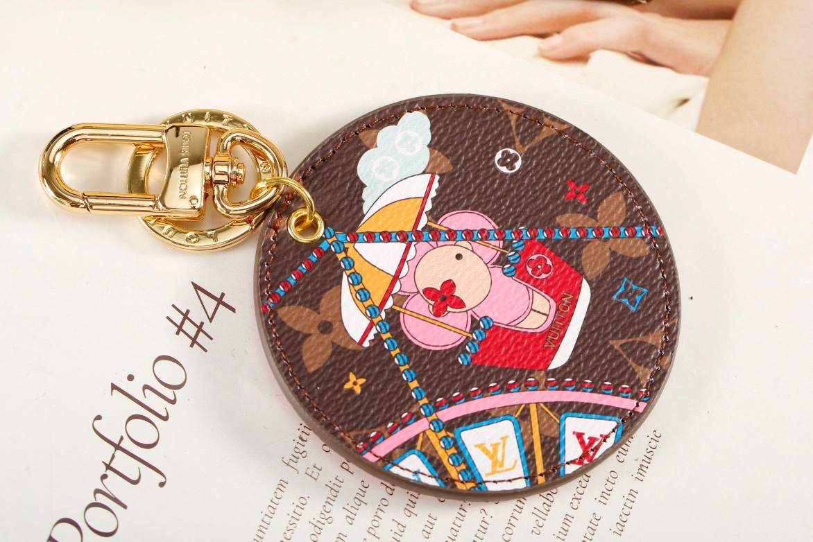 Louis Vuitton 루이비통 모노그램 라운드 캐릭터 키링 참 6