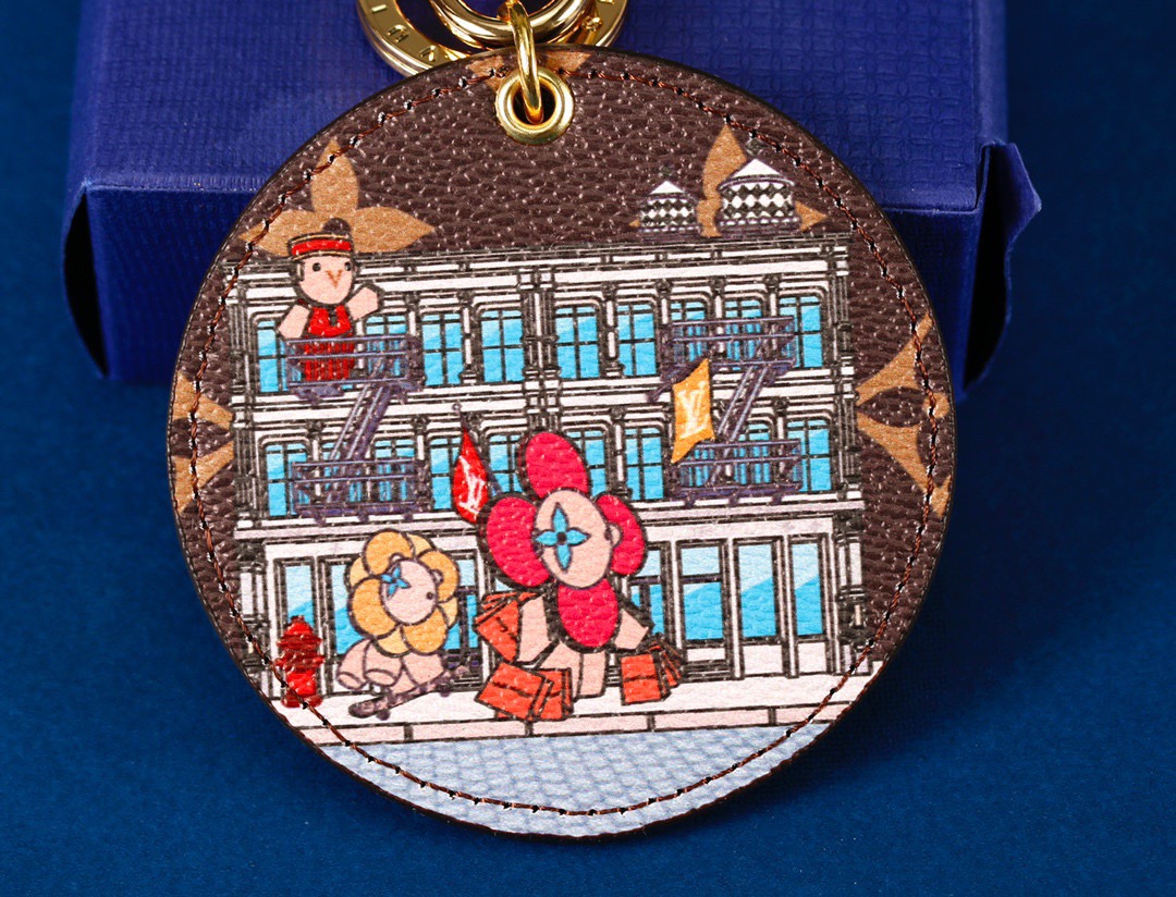 Louis Vuitton 루이비통 파리 쇼핑 일러스트 라운드 키링 참 6