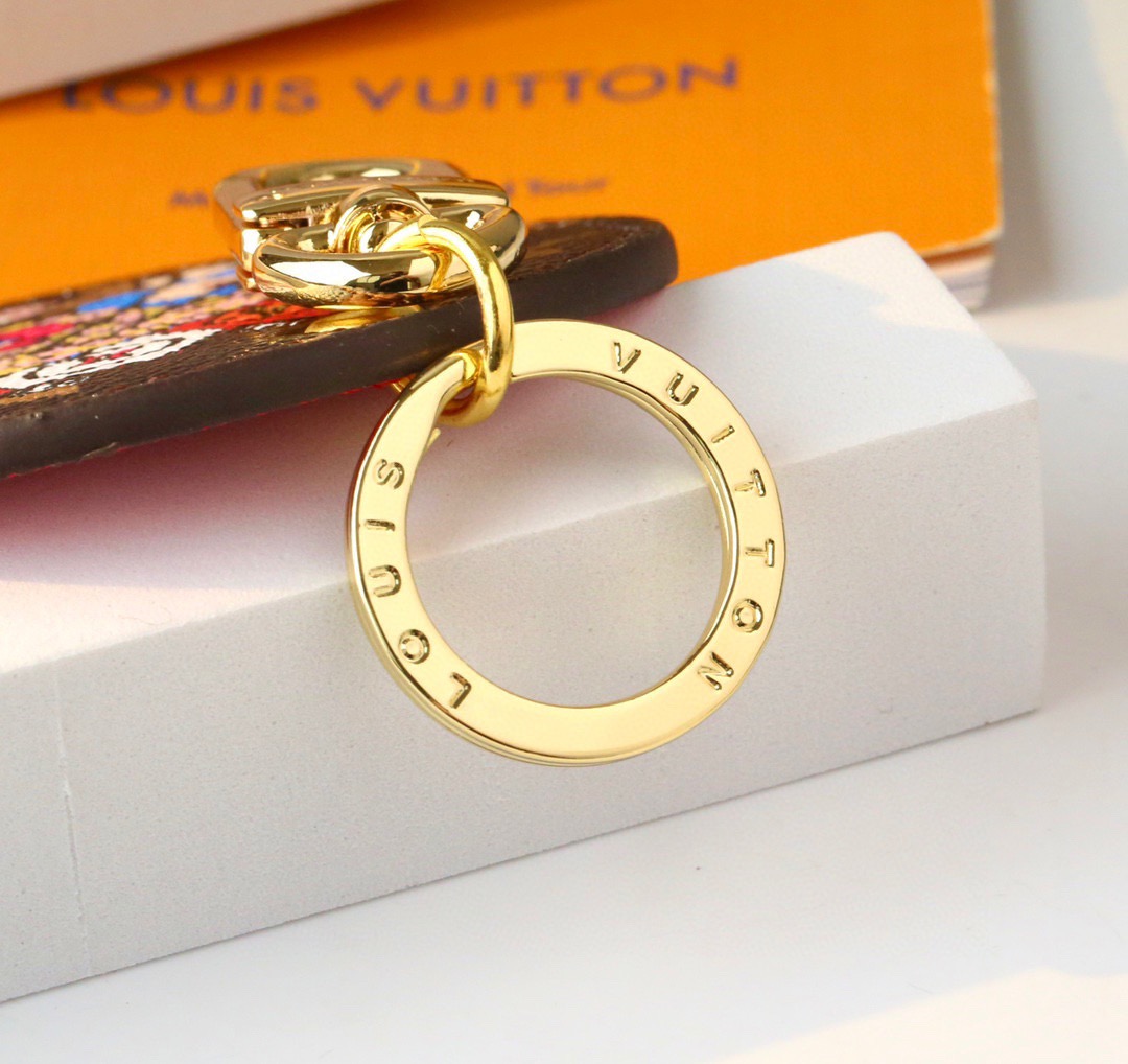 Louis Vuitton 루이비통 모노그램 회전목마 라운드 키홀더 참 5