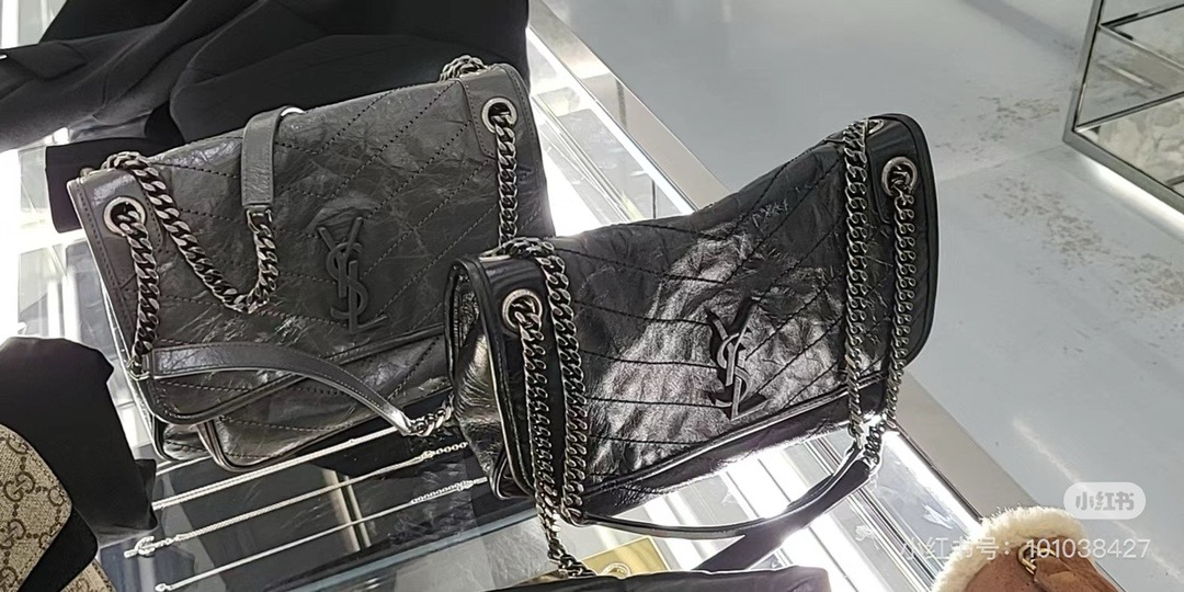 Saint Laurent NIKI 중형 빈티지 레더 숄더백 11