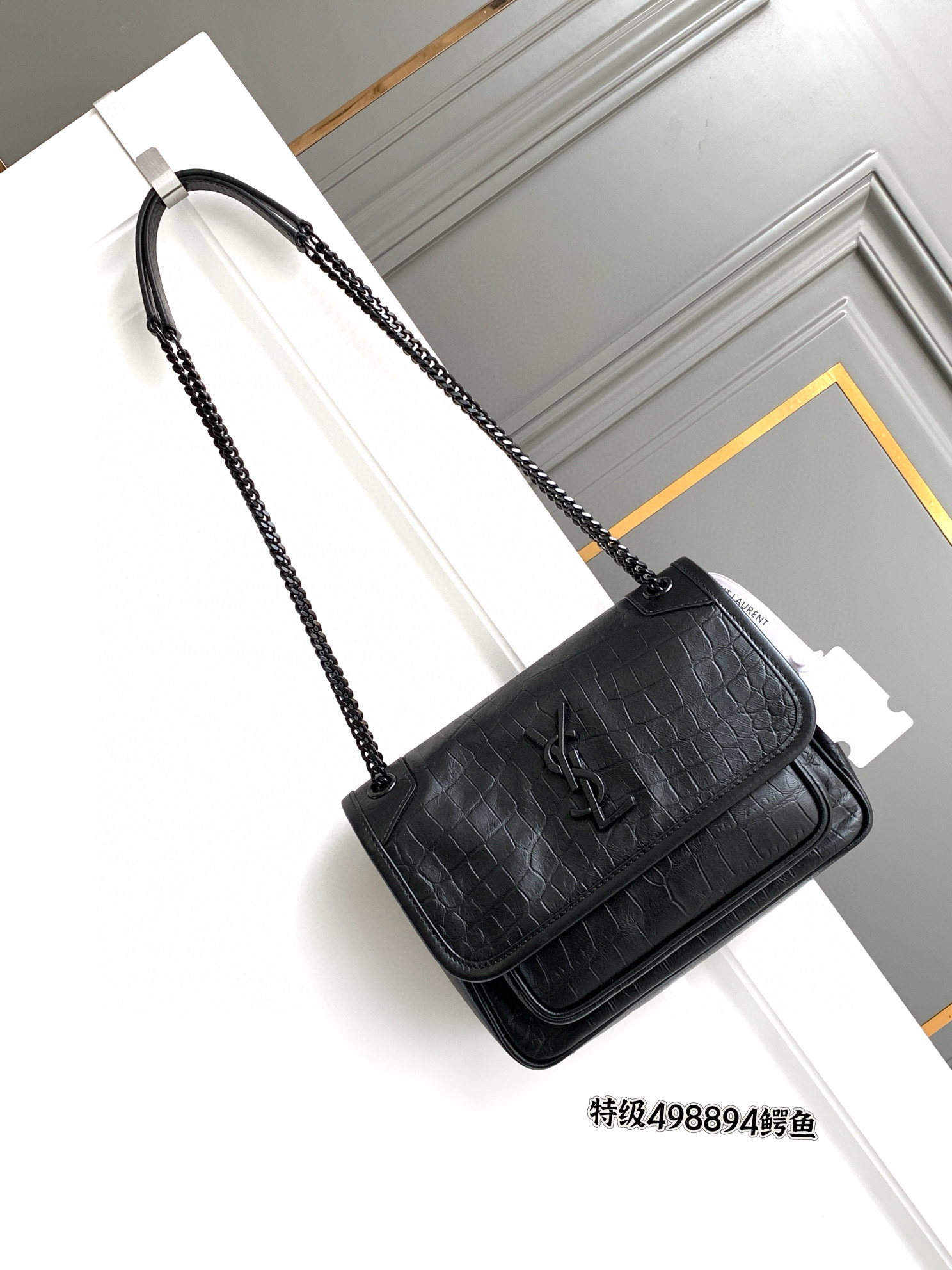 Saint Laurent NIKI 중형 악어 엠보싱 가죽 숄더백 10