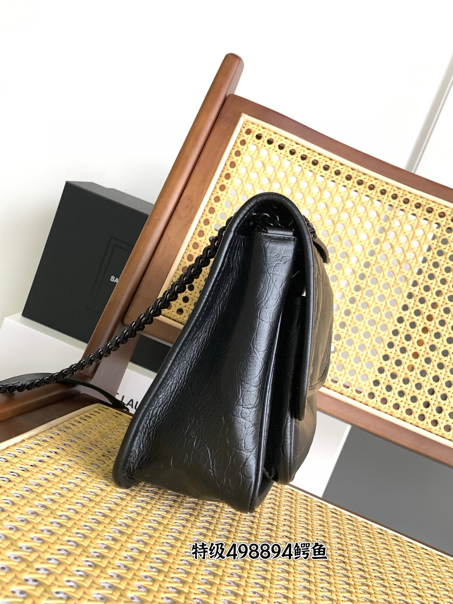 Saint Laurent NIKI 중형 악어 엠보싱 가죽 숄더백 12