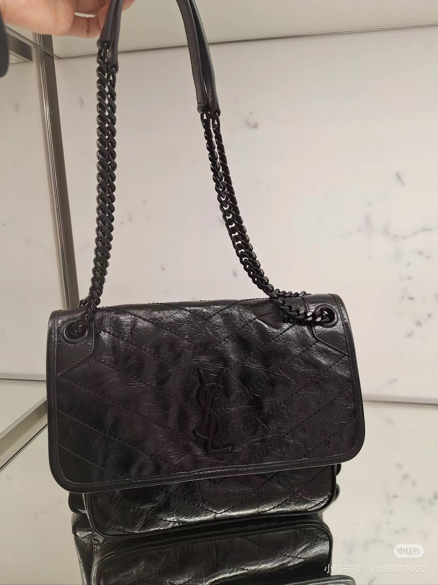 Saint Laurent NIKI 중형 빈티지 레더 숄더백 4