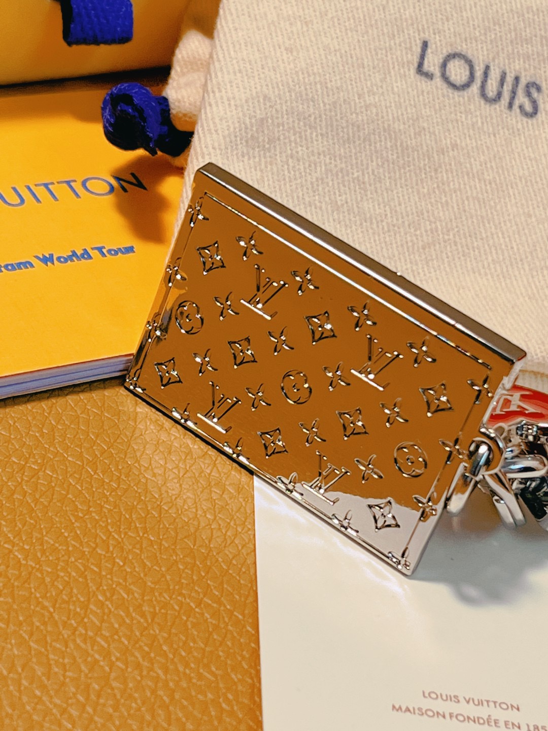 Louis Vuitton 루이비통 LV Envelope 하트 참 키홀더 & 백참 6