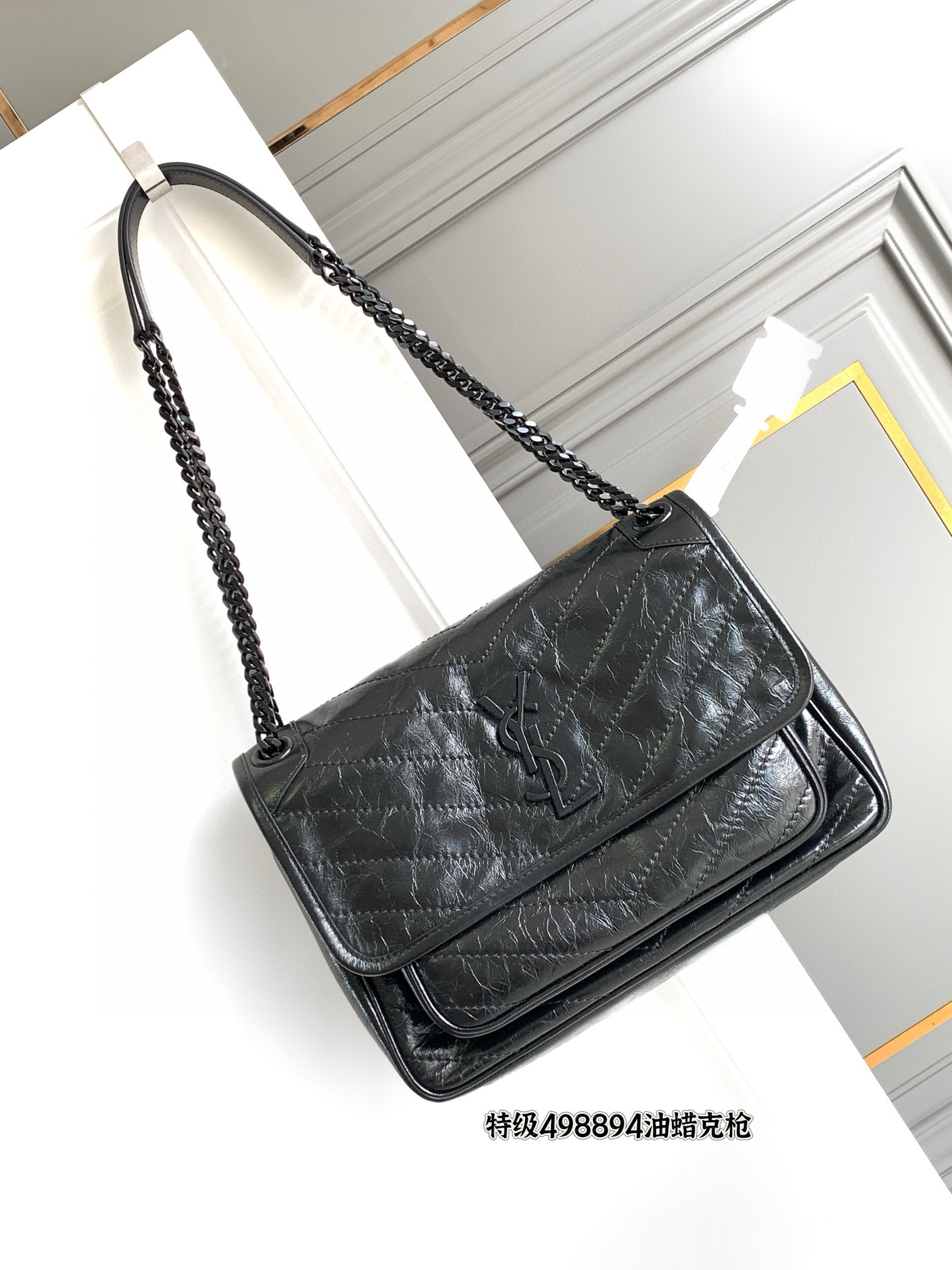 Saint Laurent NIKI 중형 빈티지 레더 숄더백 16