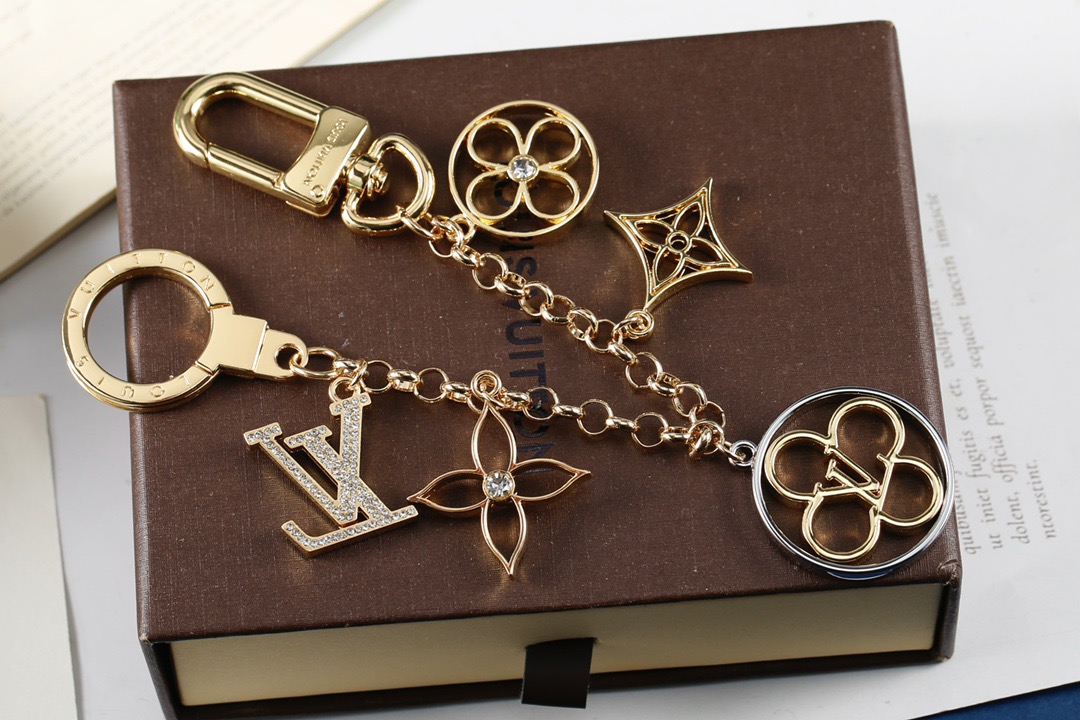 Louis Vuitton 루이비통 모노그램 참 골드 키링 브레이슬릿 2