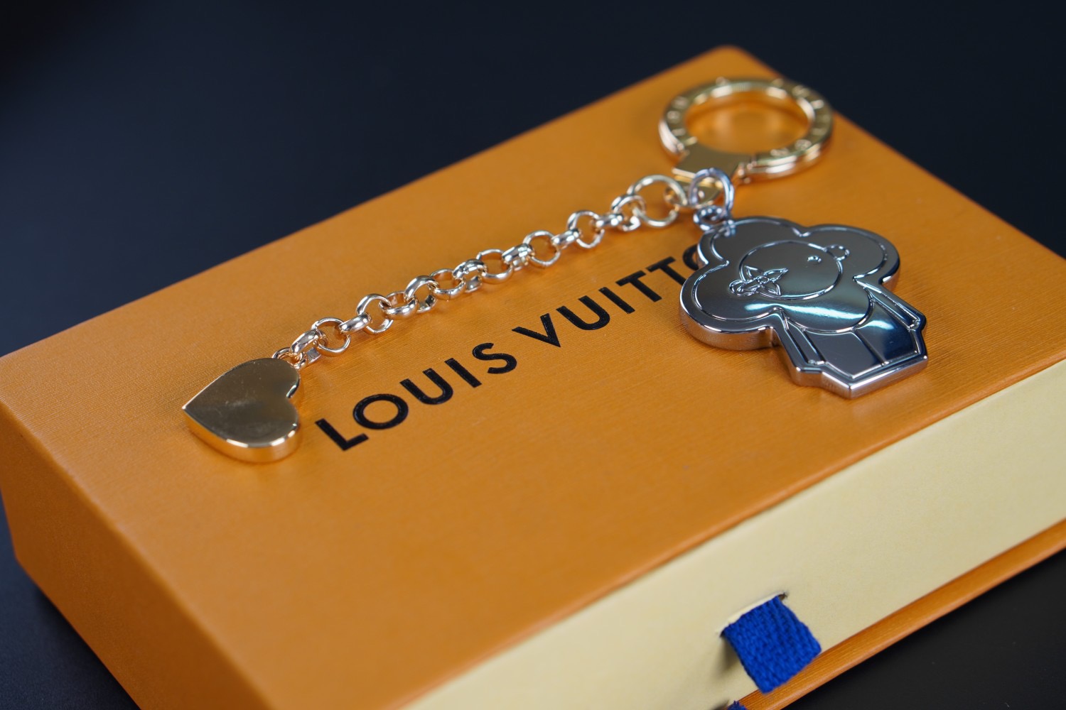 Louis Vuitton 루이비통 VIVIENNES BFF 체인 키링 4