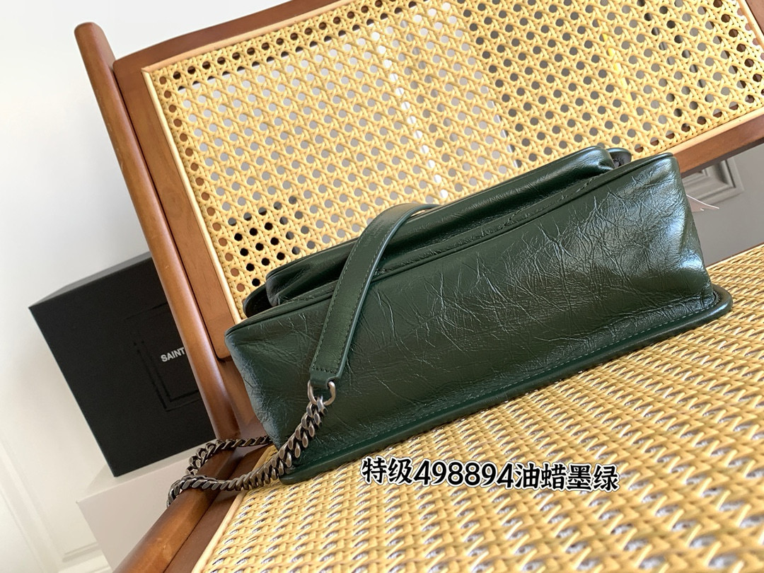 SAINT LAURENT NIKI 중형 빈티지 레더 숄더백 14