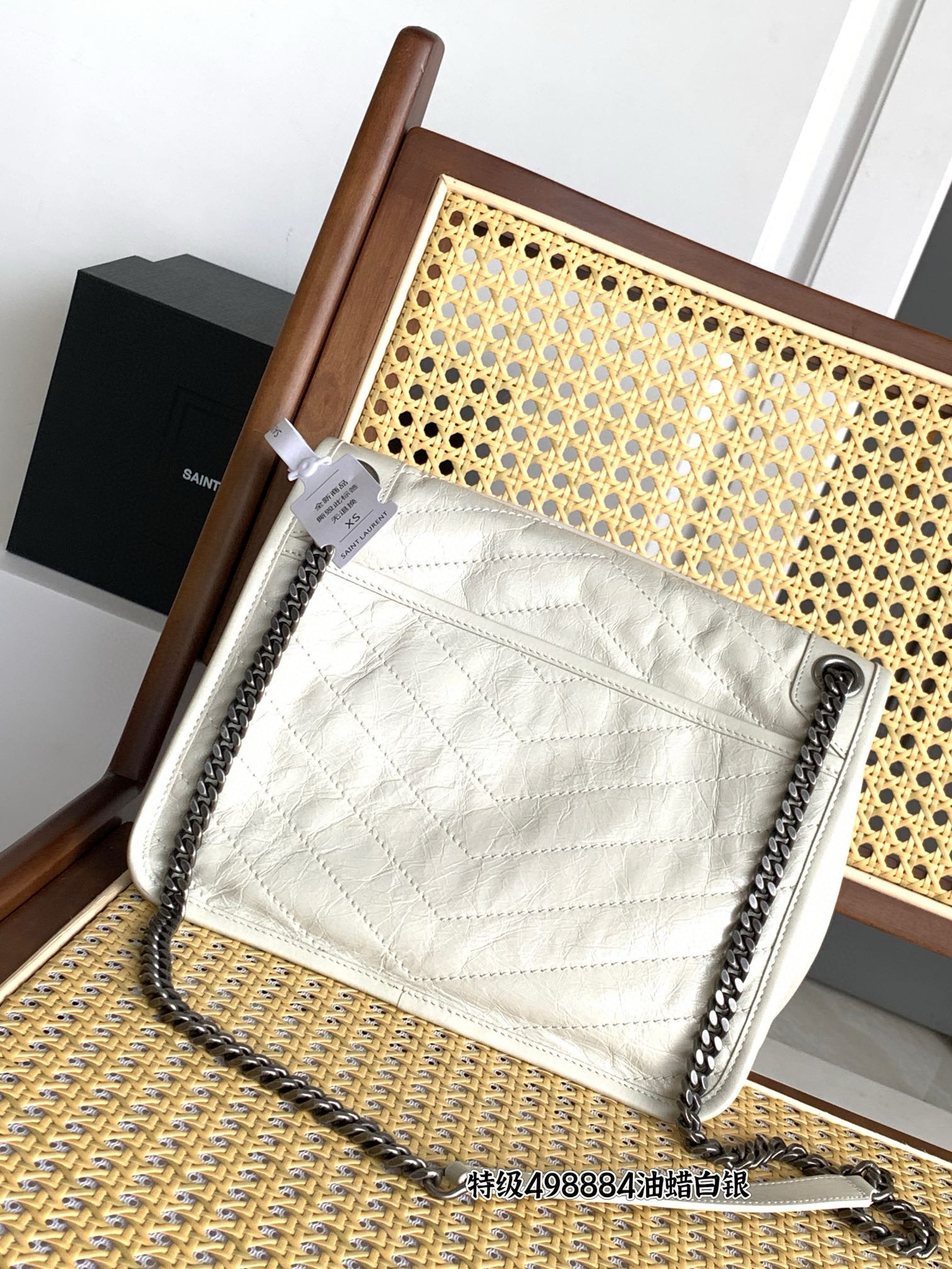 Saint Laurent NIKI 중형 빈티지 레더 숄더백 17