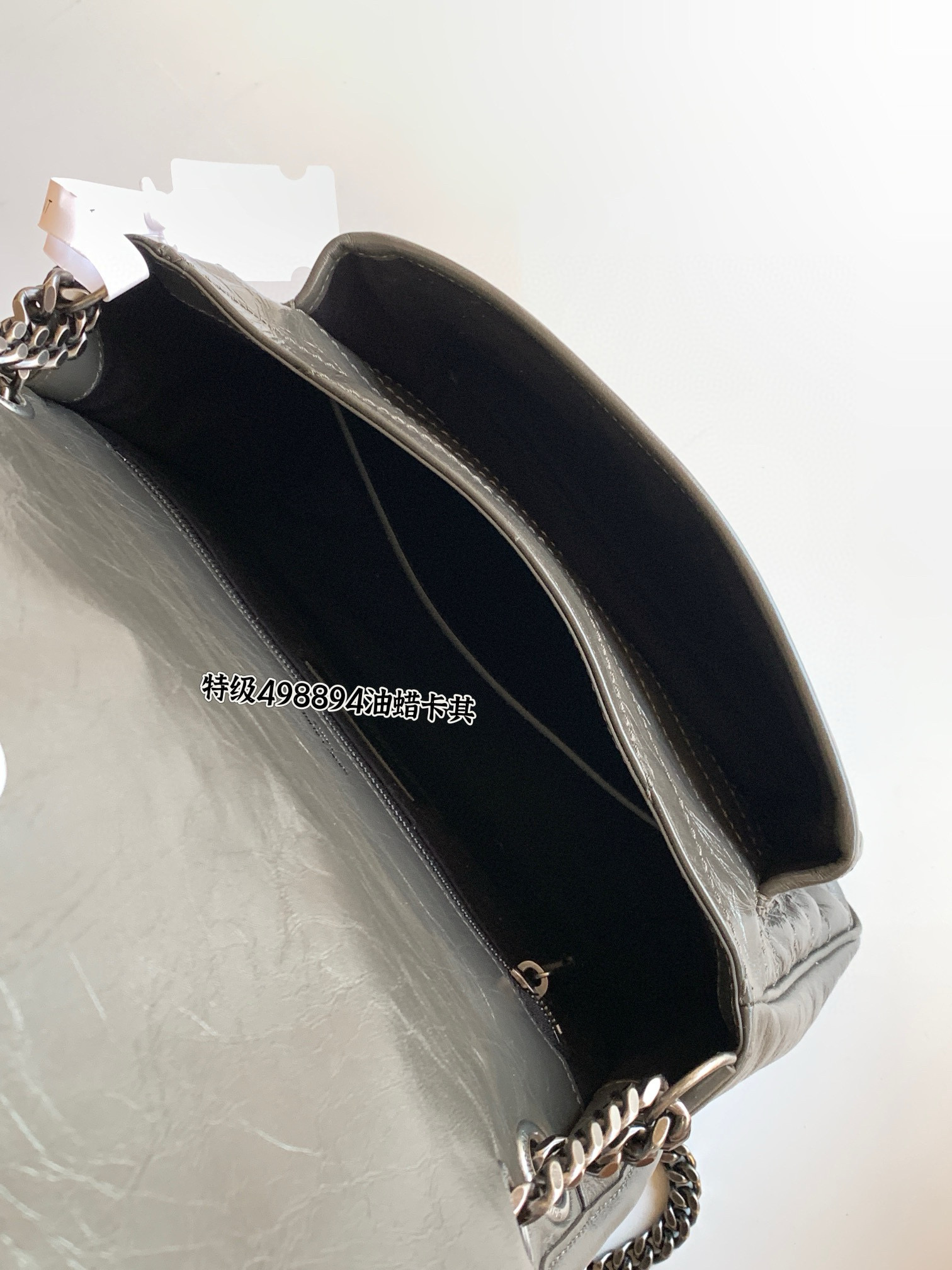 Saint Laurent NIKI 중형 빈티지 레더 숄더백 19