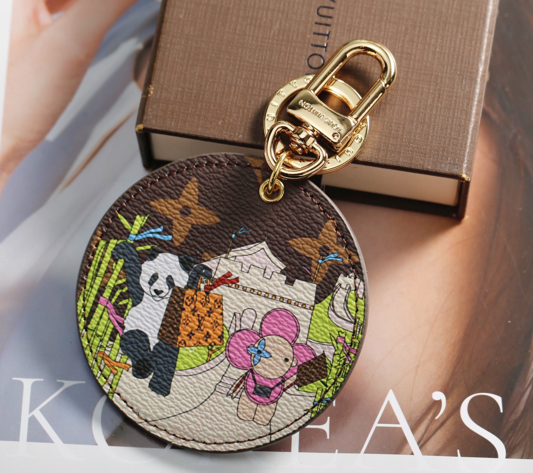 Louis Vuitton 루이비통 태양꽃 개구리 일러스트 라운드 가죽 키링 4