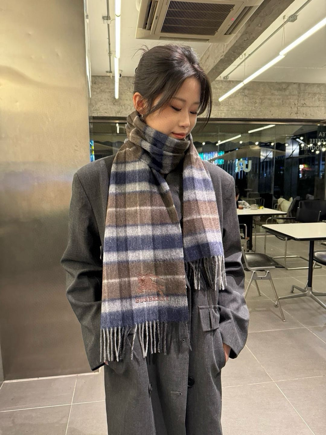 Burberry 버버리 체크 울 머플러 1