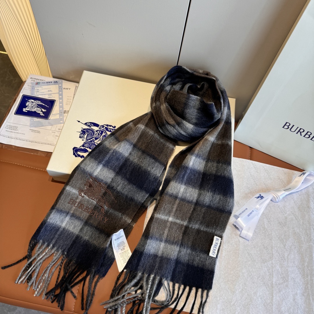 Burberry 버버리 체크 울 머플러 5