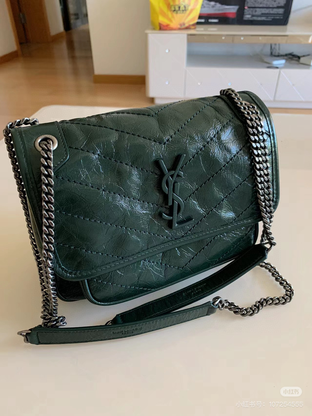 Saint Laurent Niki Baby 니키 베이비 먹색 그린 엠보 가죽 체인백 4