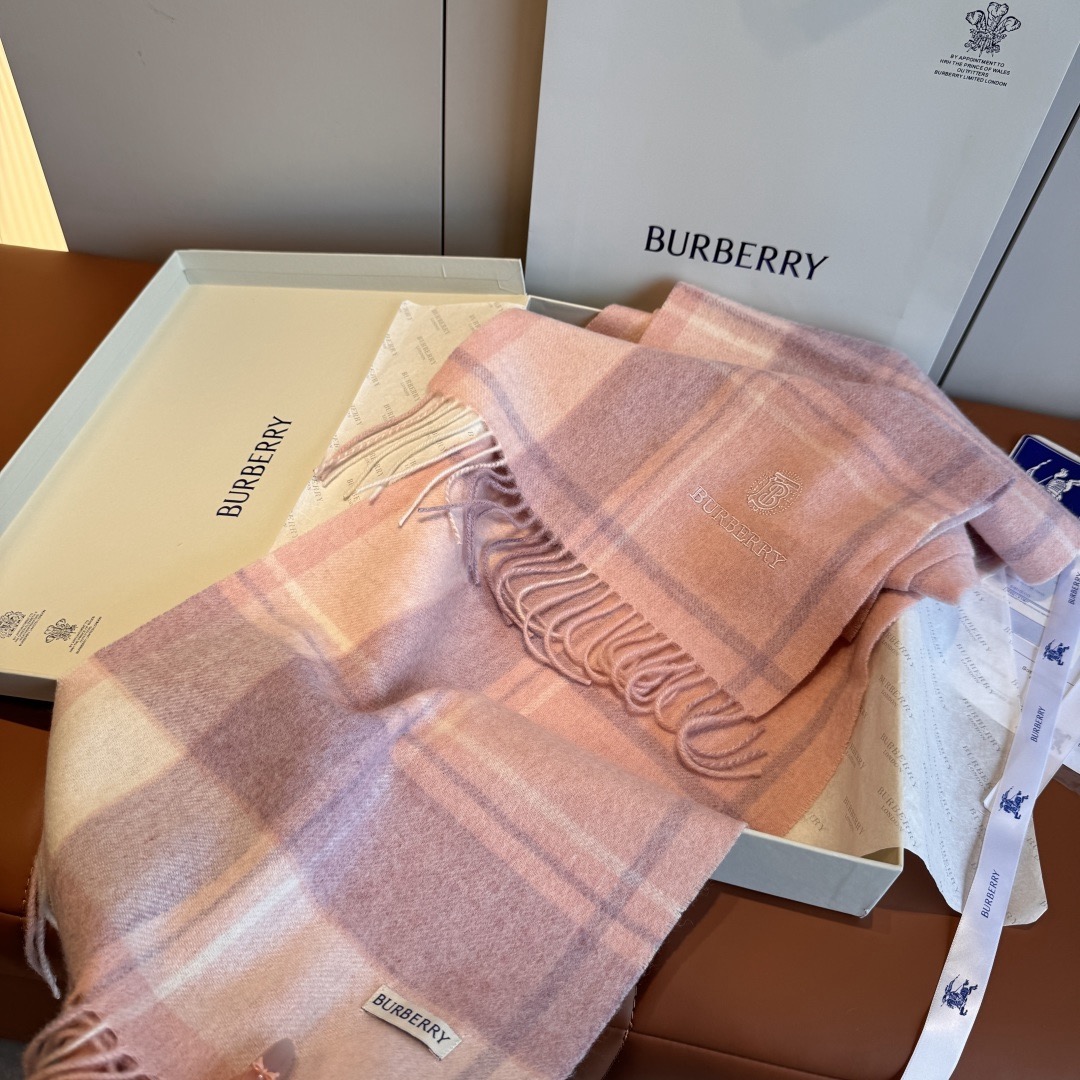 Burberry 버버리 핑크 체크 울 머플러 9