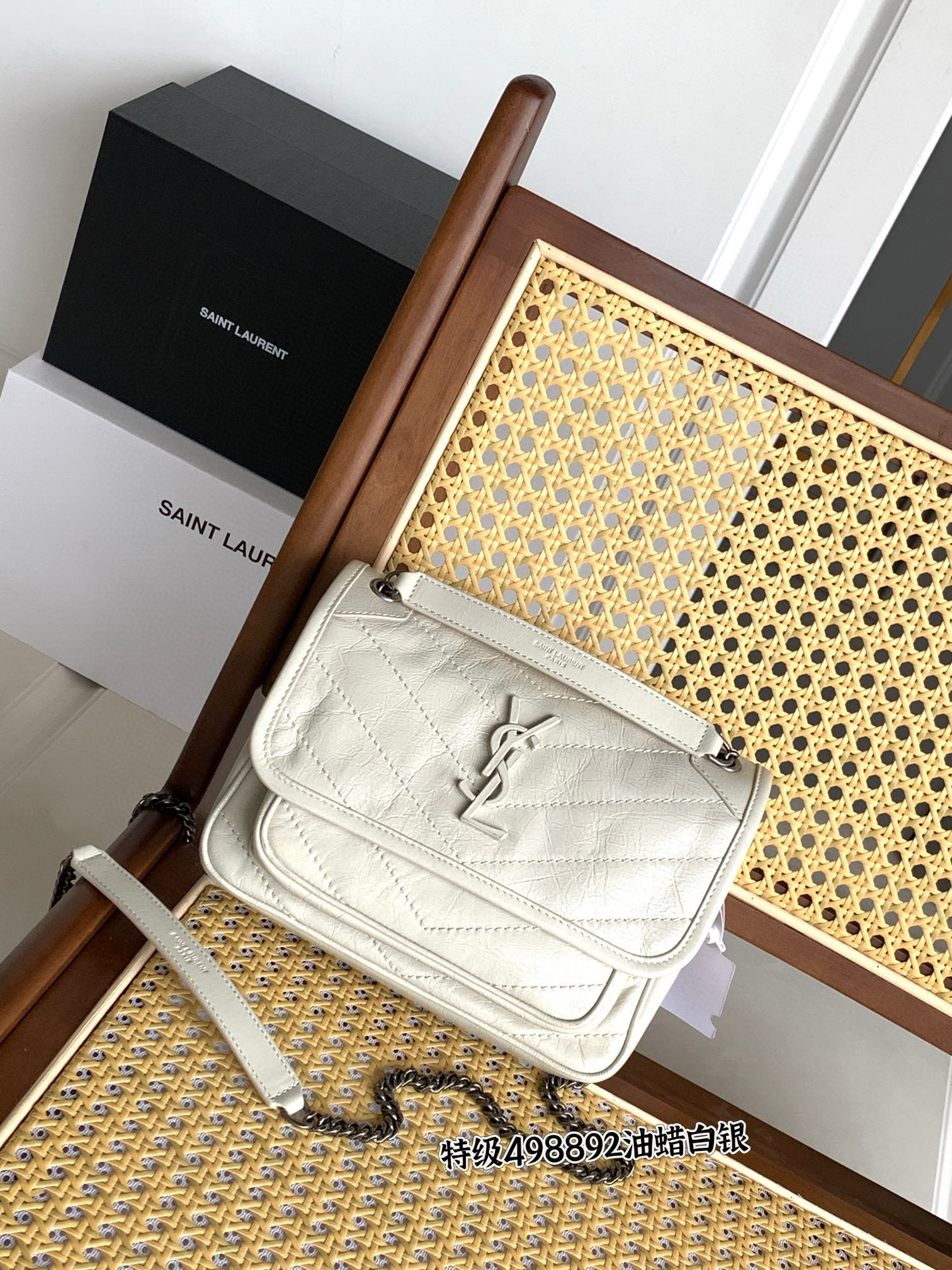 Saint Laurent Niki Baby 니키 베이비 엠보 가죽 체인백 11