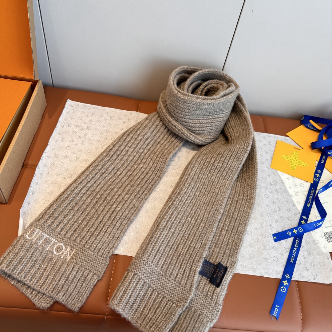 Louis Vuitton 루이비통 로고 울 니트 머플러 5