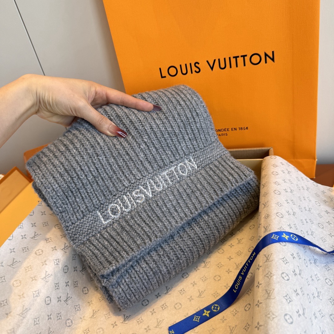 Louis Vuitton 루이비통 로고 울 니트 머플러 7