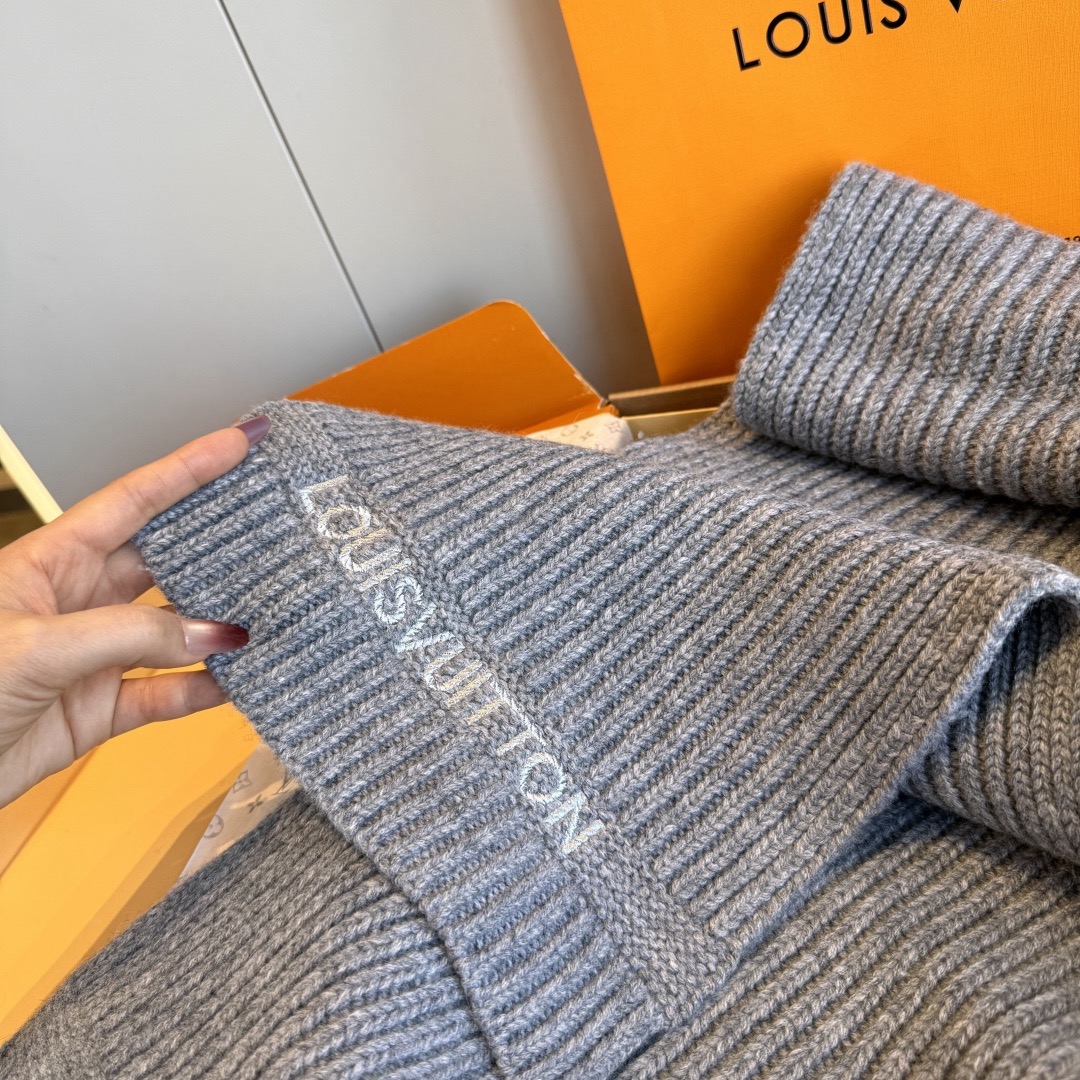 Louis Vuitton 루이비통 로고 울 니트 머플러 9