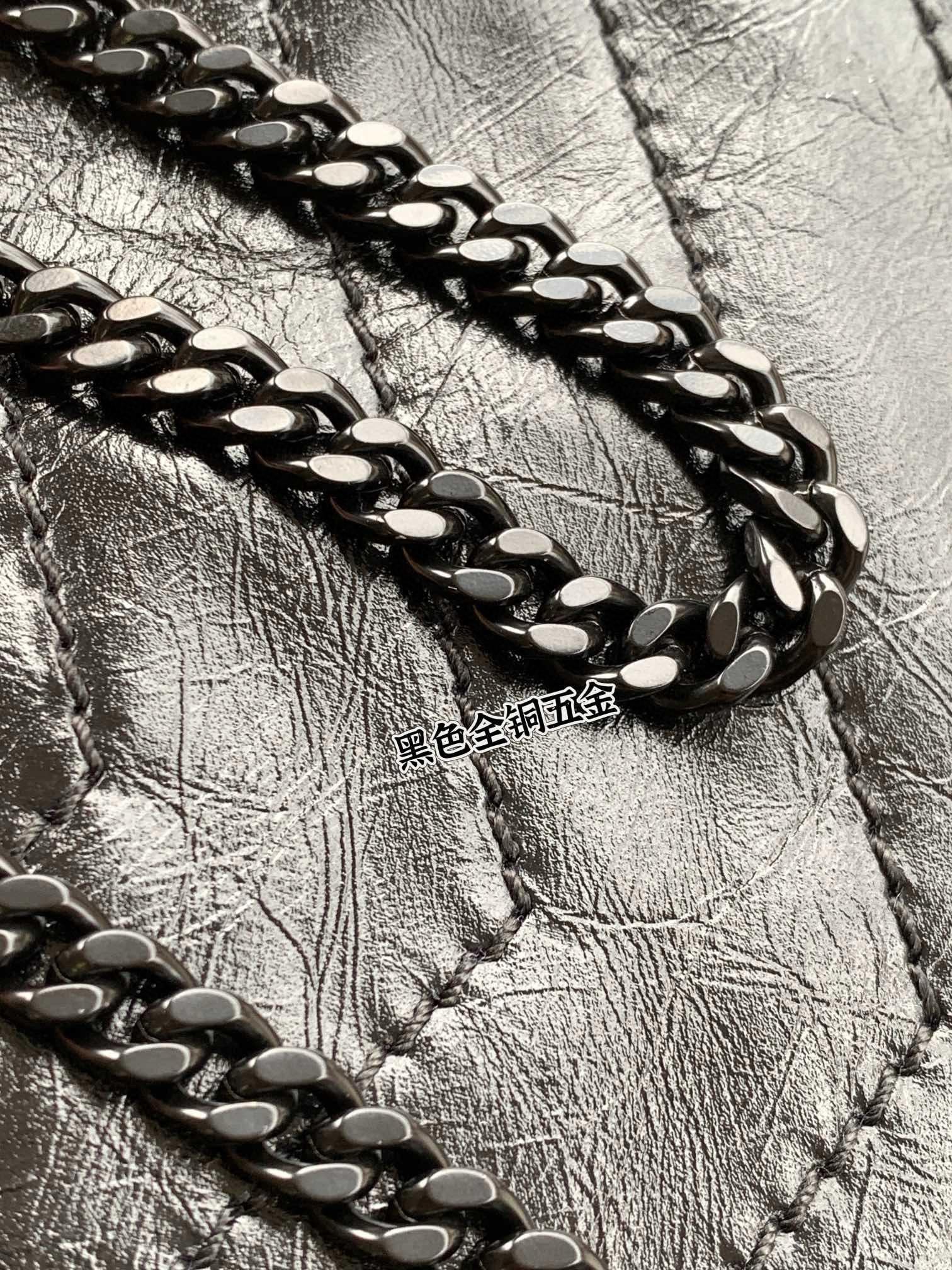 Saint Laurent Niki Baby 니키 베이비 악어가죽 패턴 레더 체인백 16