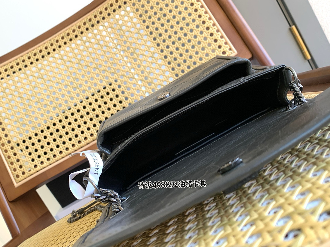 Saint Laurent Niki Baby 니키 베이비 앙고라 엠보 소가죽 체인 숄더백 17